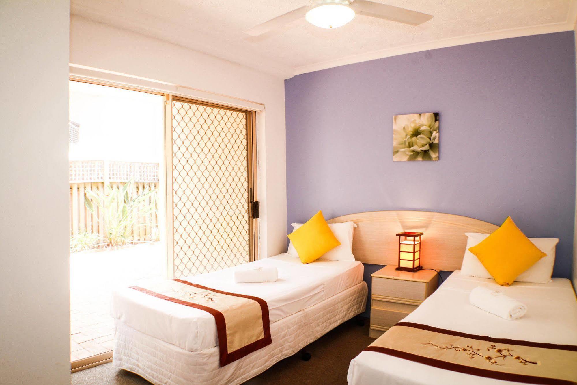 Surfers Riverside Gold Coast Exterior photo